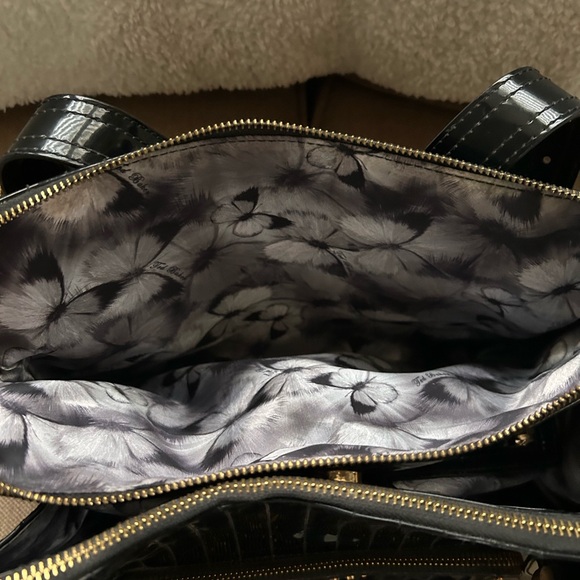 Ted Baker Glossy Black Satchel with Gold Accents - Picture 5 of 13